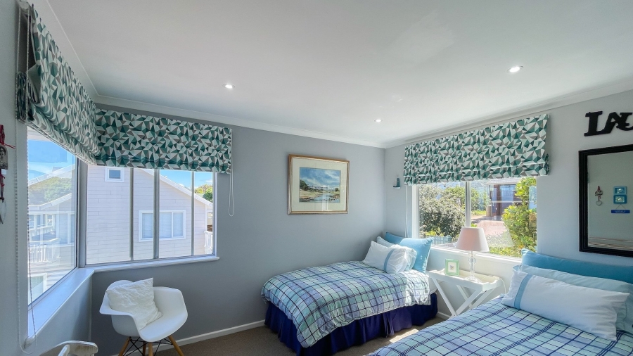 5 Bedroom Property for Sale in Hersham Western Cape
